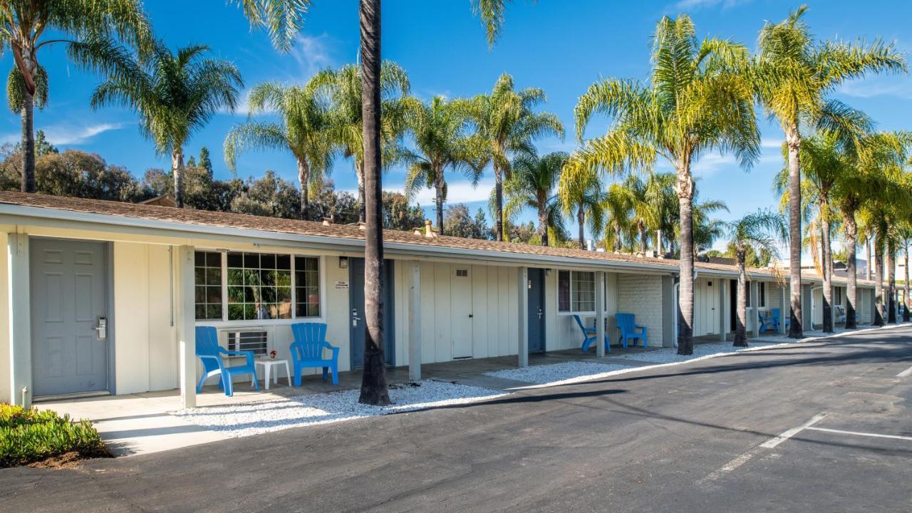 Fallbrook Country Inn Εξωτερικό φωτογραφία