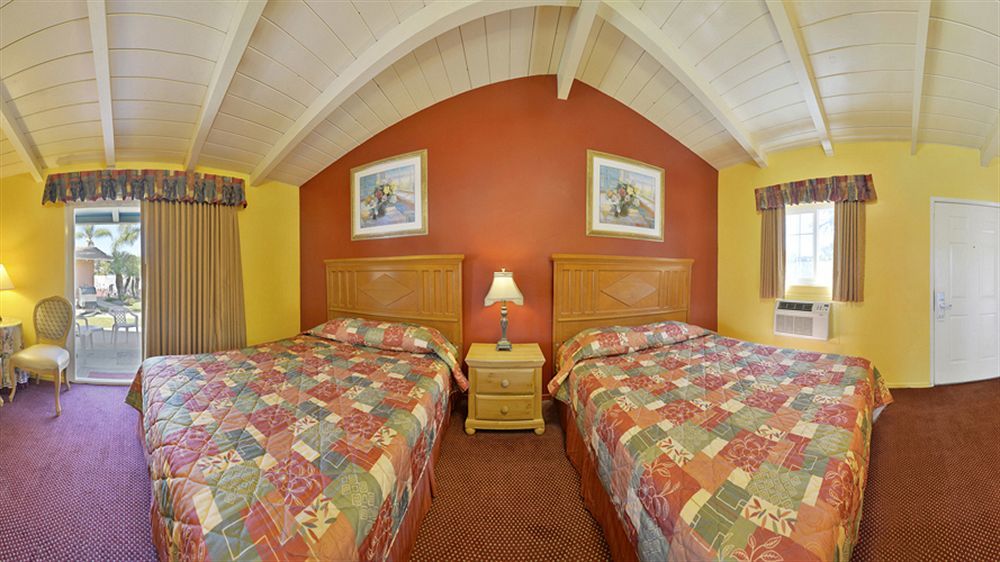 Fallbrook Country Inn Εξωτερικό φωτογραφία