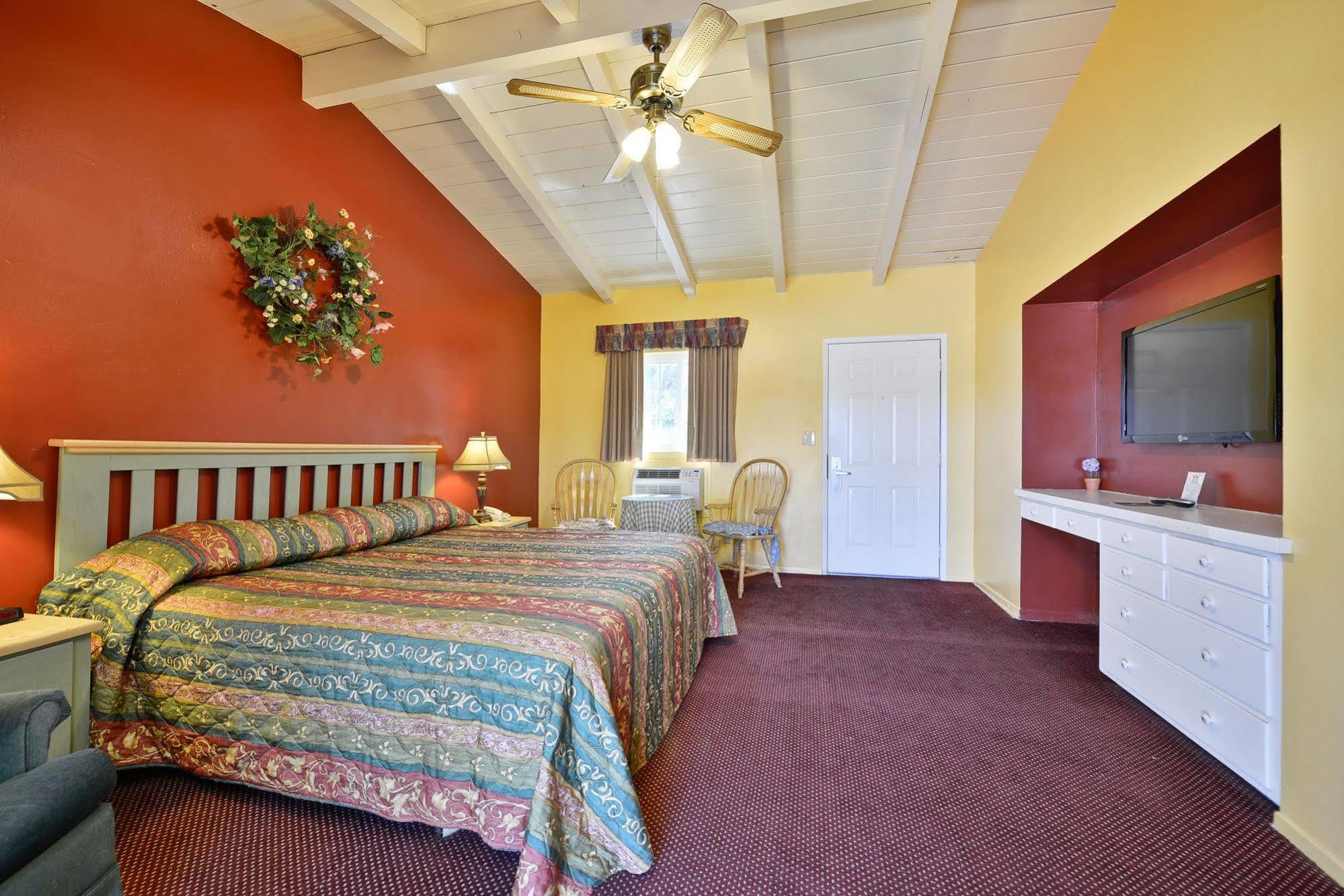 Fallbrook Country Inn Εξωτερικό φωτογραφία